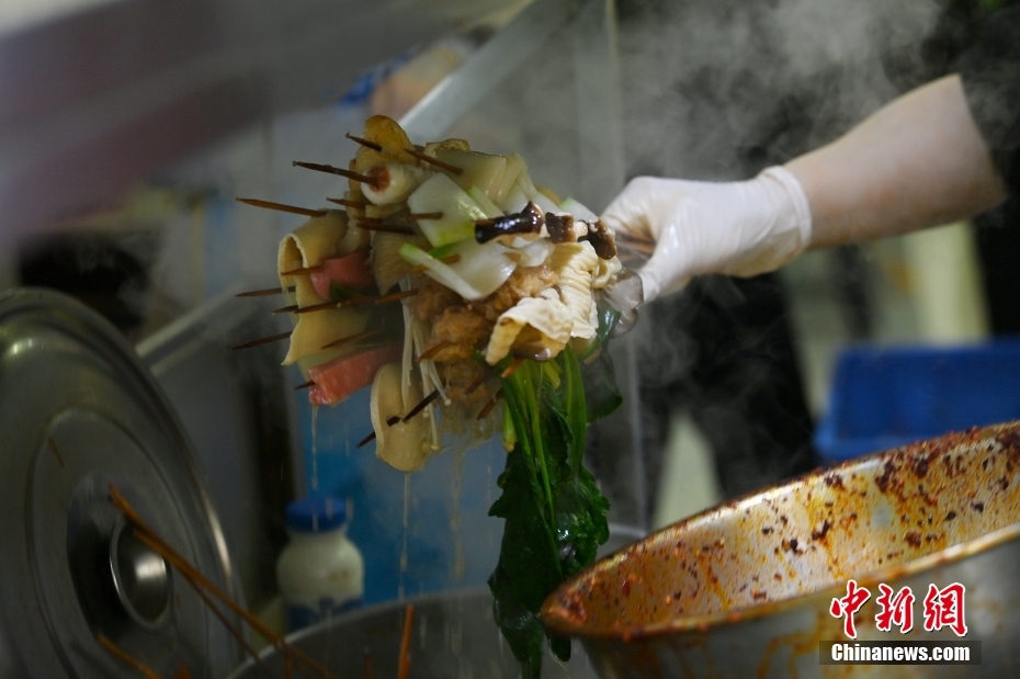 人気を集める甘粛省天水の麻辣燙