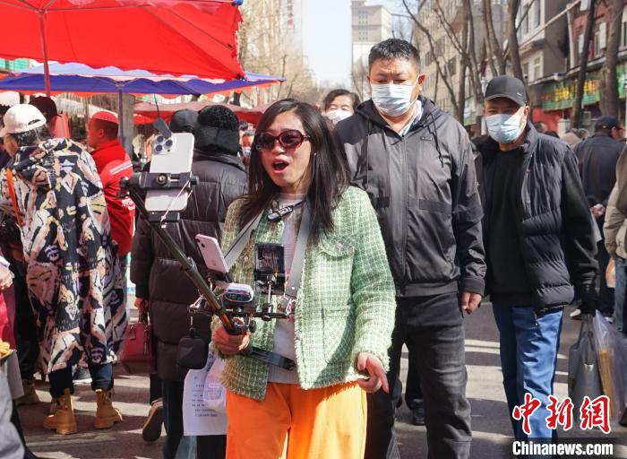 青海の特産グルメを食べ盡くす！活気に満ちた青海省西寧市の下南関街