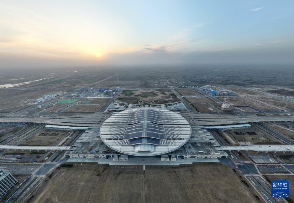 新たな姿を見(jiàn)せる「未來(lái)都市」　河北省雄安新區(qū)