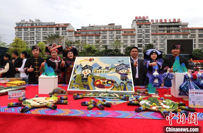 「五色糯米飯」料理コンテストが開催　広西?大化