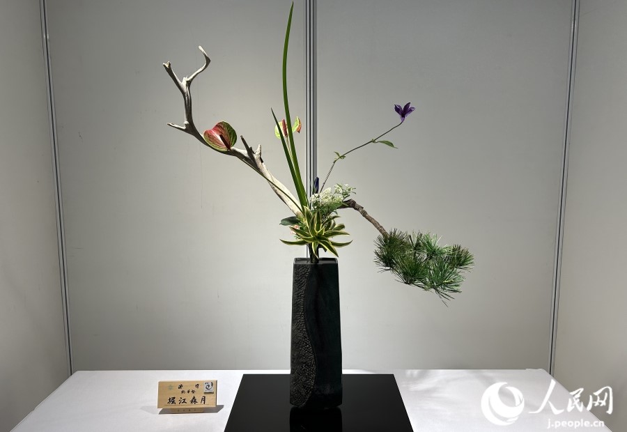 北京華月スタディグループ代表の堀江さんの作品（撮影?玄番登史江）。