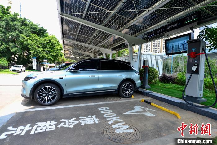 初のAIマイクログリッド?スーパー充電ステーションの運(yùn)用スタート　福建省福州