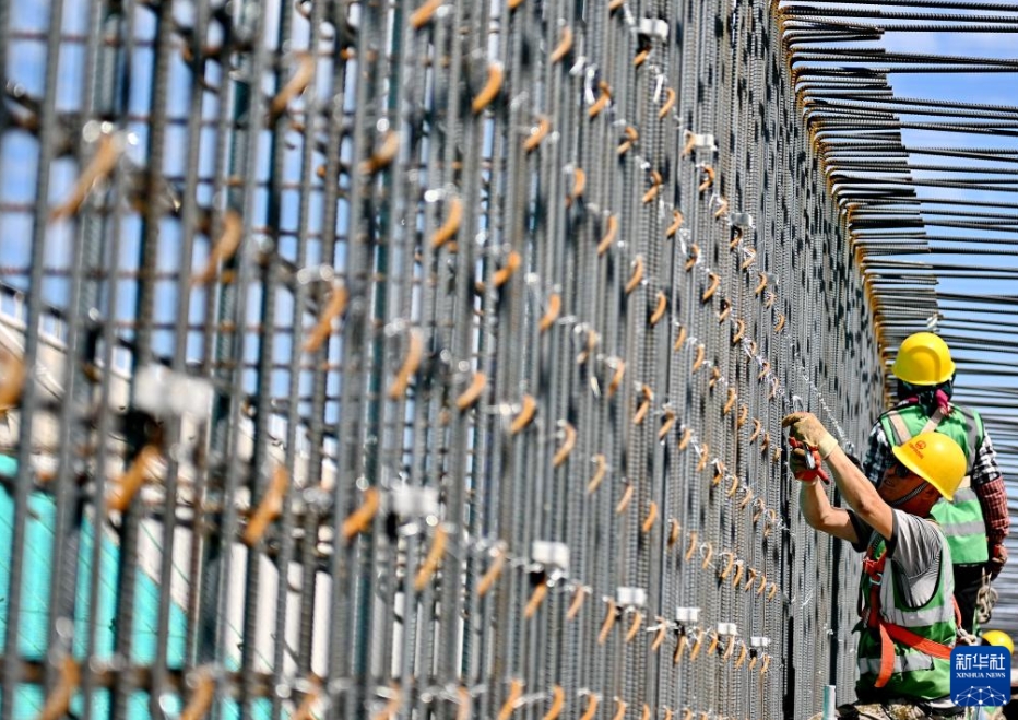 河北省雄安新區(qū)スタートアップ區(qū)で総合パイプライン回廊の建設(shè)進(jìn)む