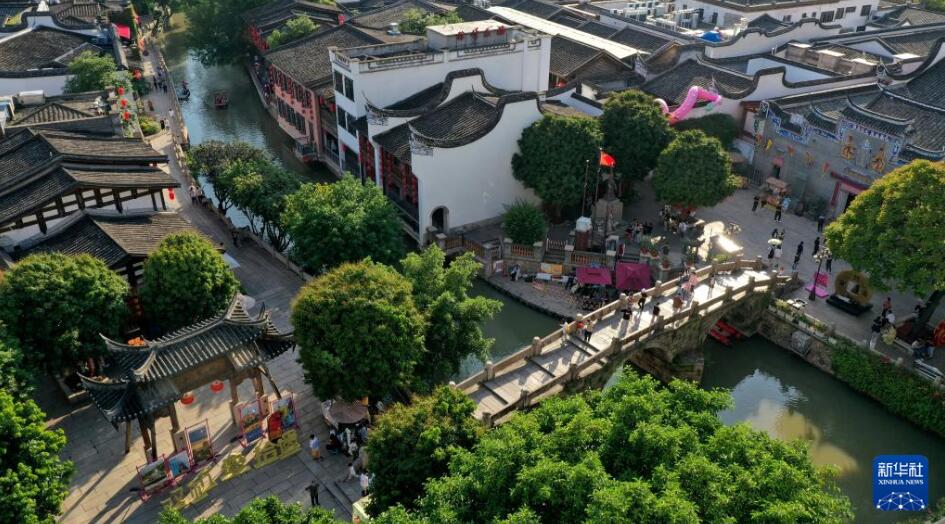 「メーデー連休」に中國(guó)各地を旅して楽しむ