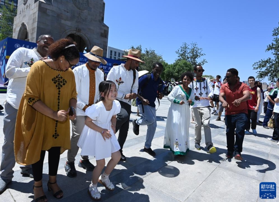 天津大學(xué)キャンパスで「國(guó)際文化フェスティバル」が開幕