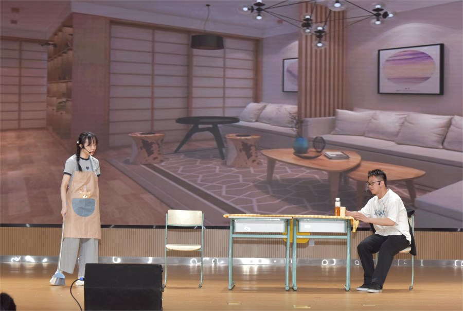 未來(lái)への願(yuàn)いを舞臺(tái)に込めて　北京第二外國(guó)語(yǔ)學(xué)院日本語(yǔ)學(xué)院第41回演劇大會(huì)