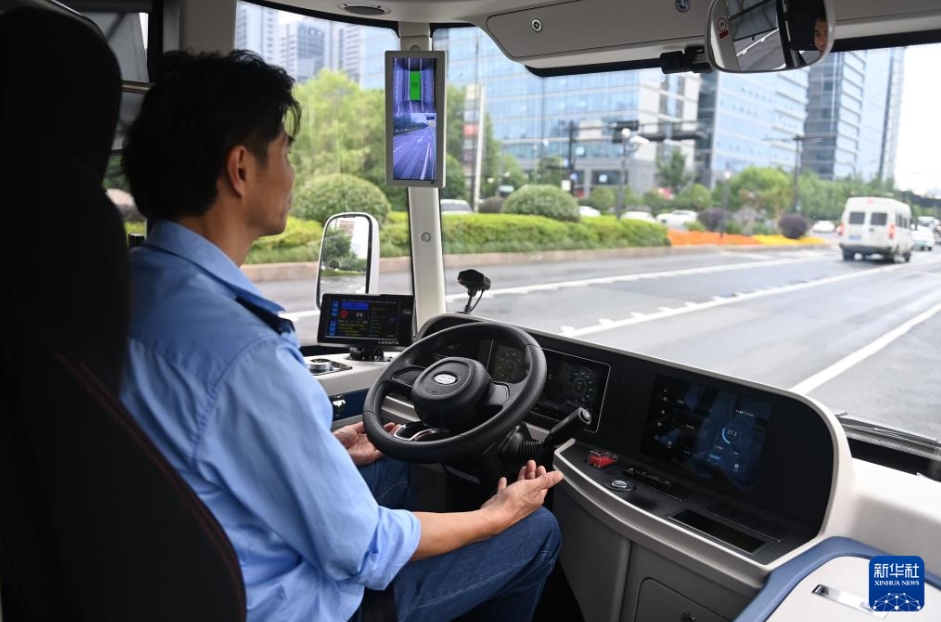杭州初の自動運転バス路線　浙江省