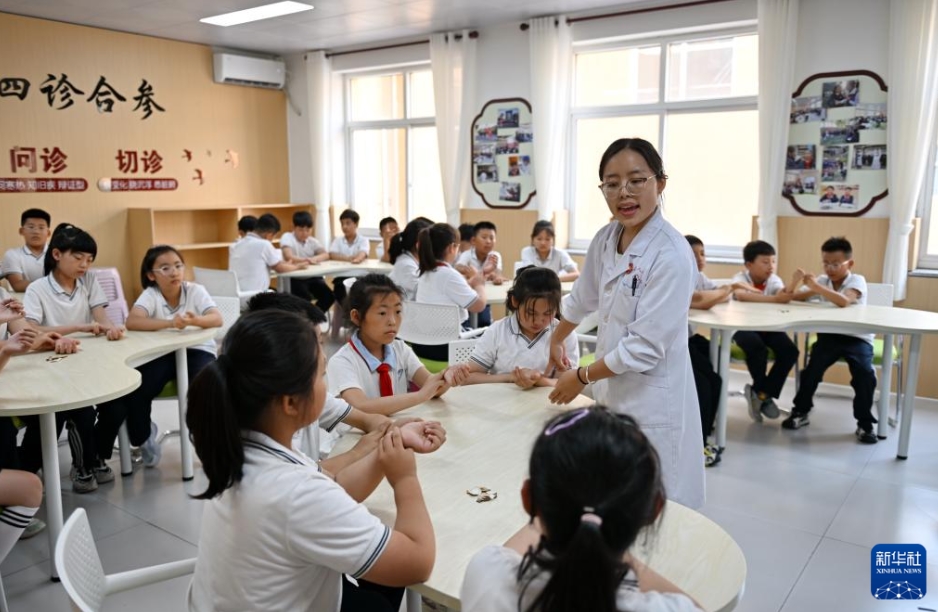 各種措置を講じて教育の質(zhì)の高い発展を促進(jìn)　河北省雄安新區(qū)