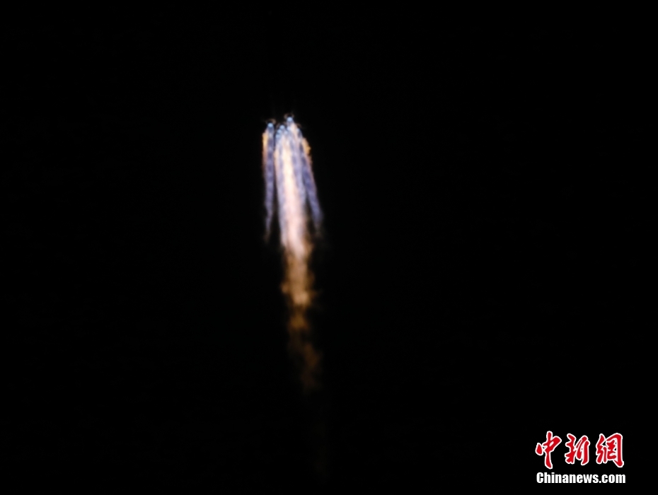 中國、パキスタンの多目的通信衛(wèi)星を打ち上げ