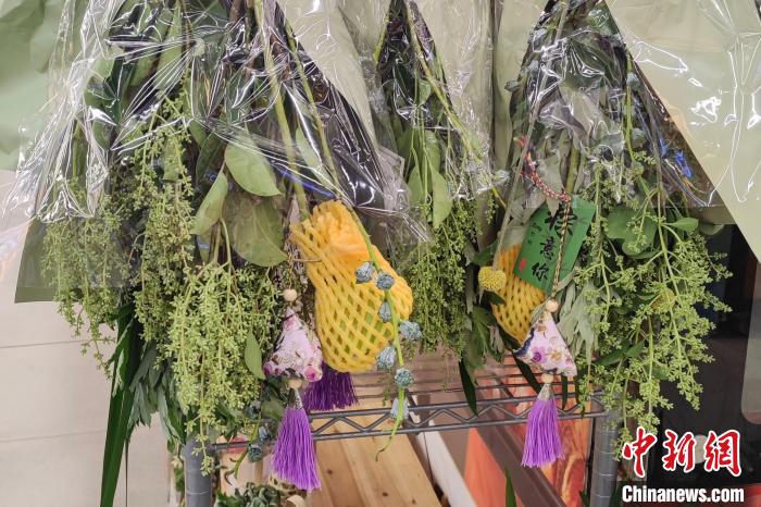 端午節(jié)控え、さまざまなスタイルのヨモギが登場