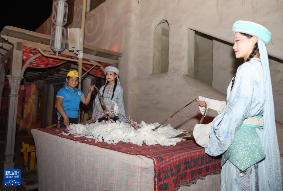 文化と観光の融合で観光客を魅了　新疆?和田