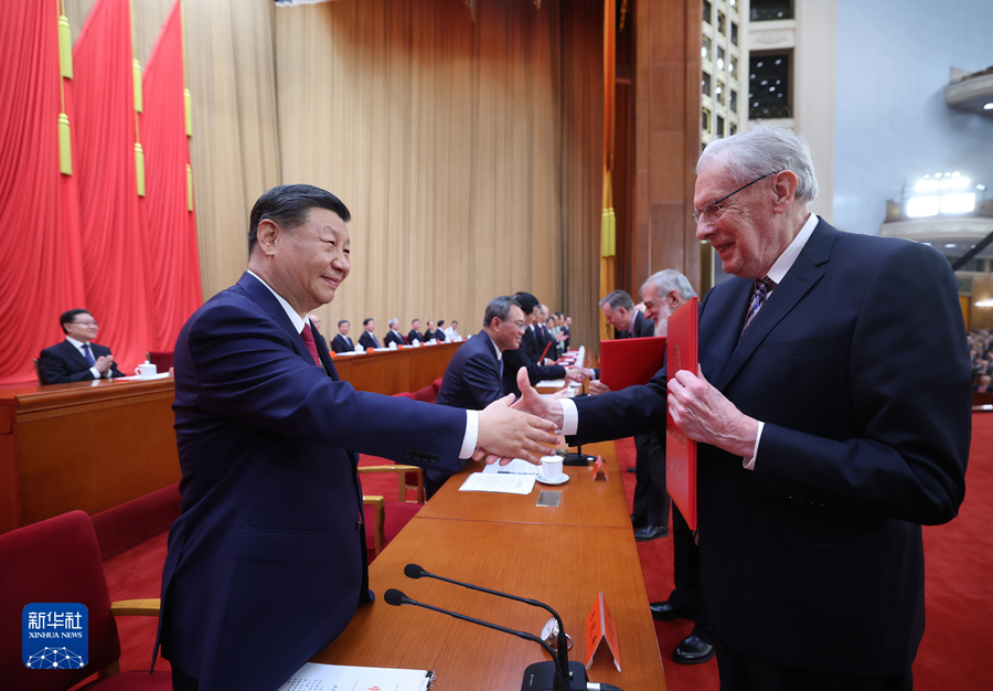 習(xí)近平総書記が國家最高科學(xué)技術(shù)賞受賞者らに賞を授與し、重要談話を発表