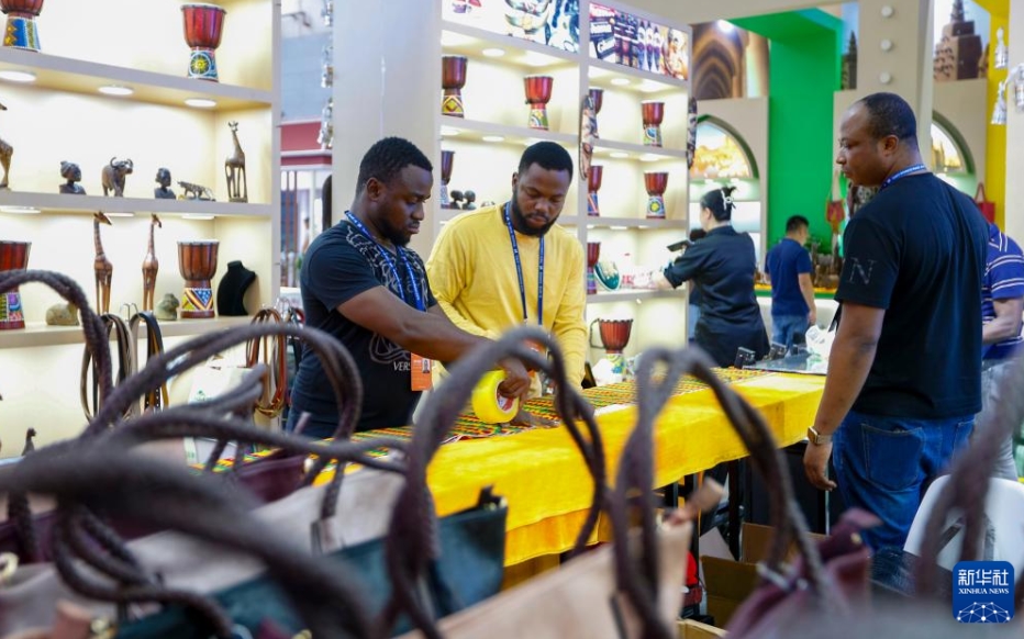 第8回中國?ユーラシア博覧會のパビリオンを訪ねて