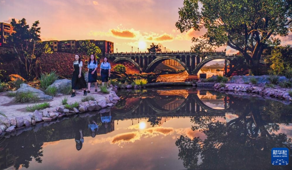 第1回中國(guó)?重慶科技映畫(huà)週間映畫(huà)テレビ科技革新展が開(kāi)幕　重慶