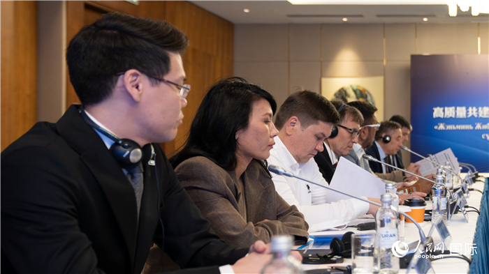 人民日?qǐng)?bào)とカザフメディアの「一帯一路」質(zhì)の高い共同建設(shè)共同取材成果共有會(huì)が開催された(撮影?葛泰佚)