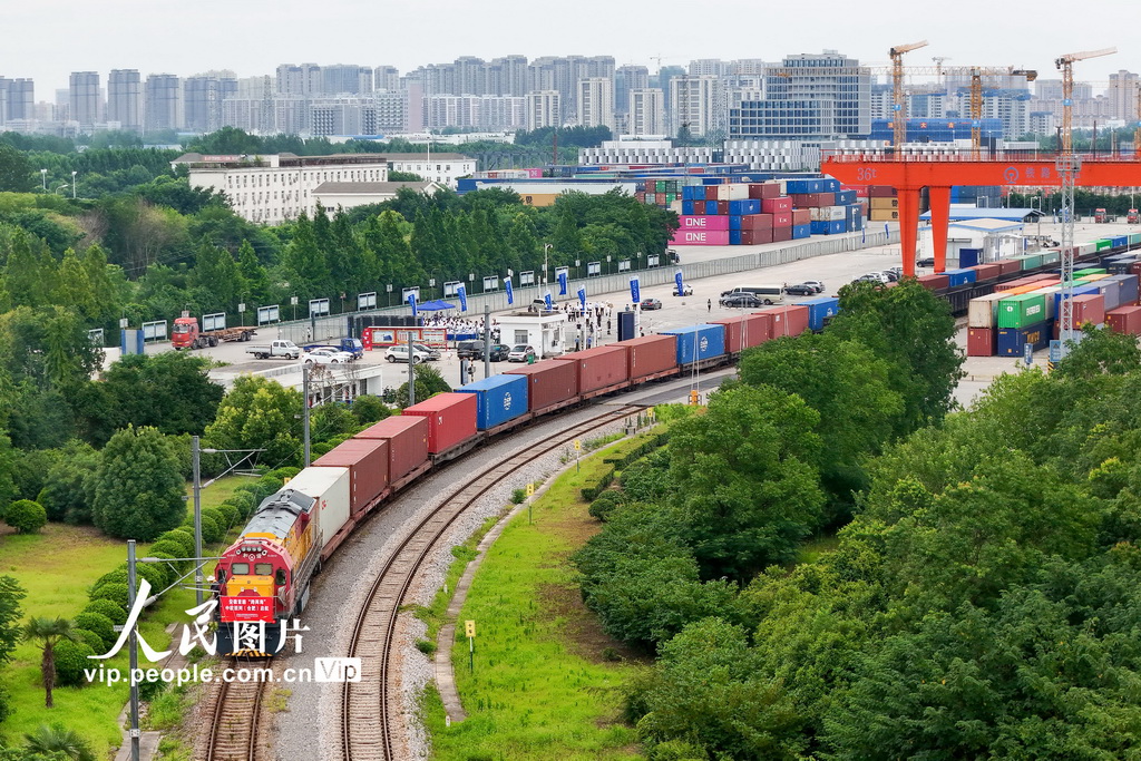 「2つの海を渡る」中歐班列が初運(yùn)行　安徽