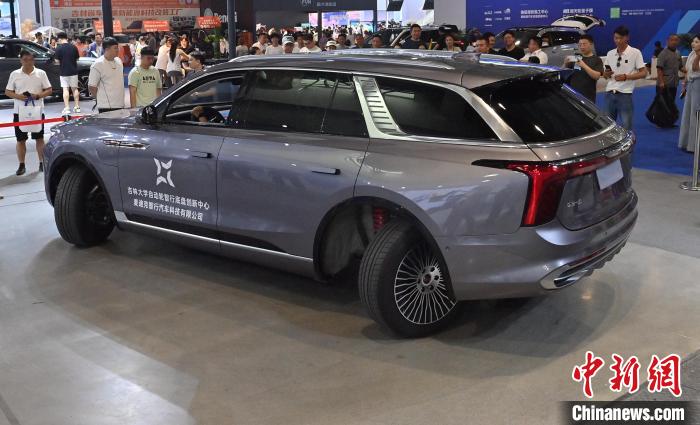 第21回長(zhǎng)春國(guó)際自動(dòng)車(chē)博覧會(huì)が22日まで開(kāi)催　最先端技術(shù)が勢(shì)揃い