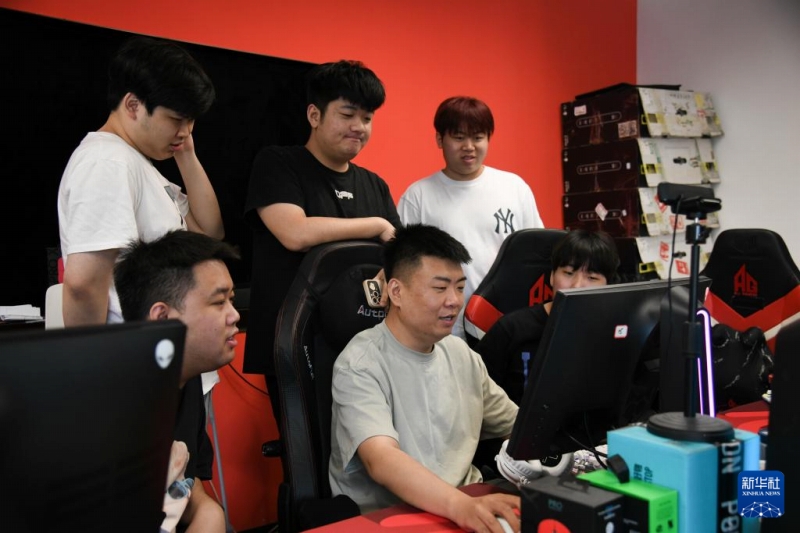 【新職業(yè)】eスポーツプレイヤー：ゲームが職業(yè)になる