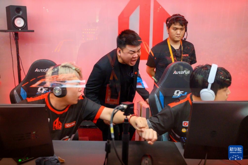 【新職業(yè)】eスポーツプレイヤー：ゲームが職業(yè)になる