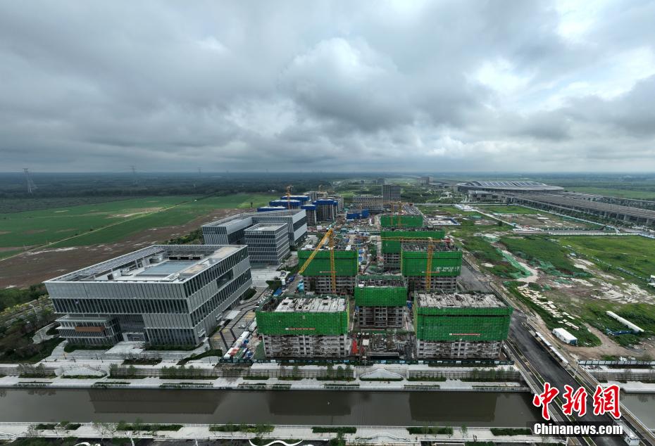 上空から眺めた雄安駅ハブ片區(qū)2號エリア　河北省