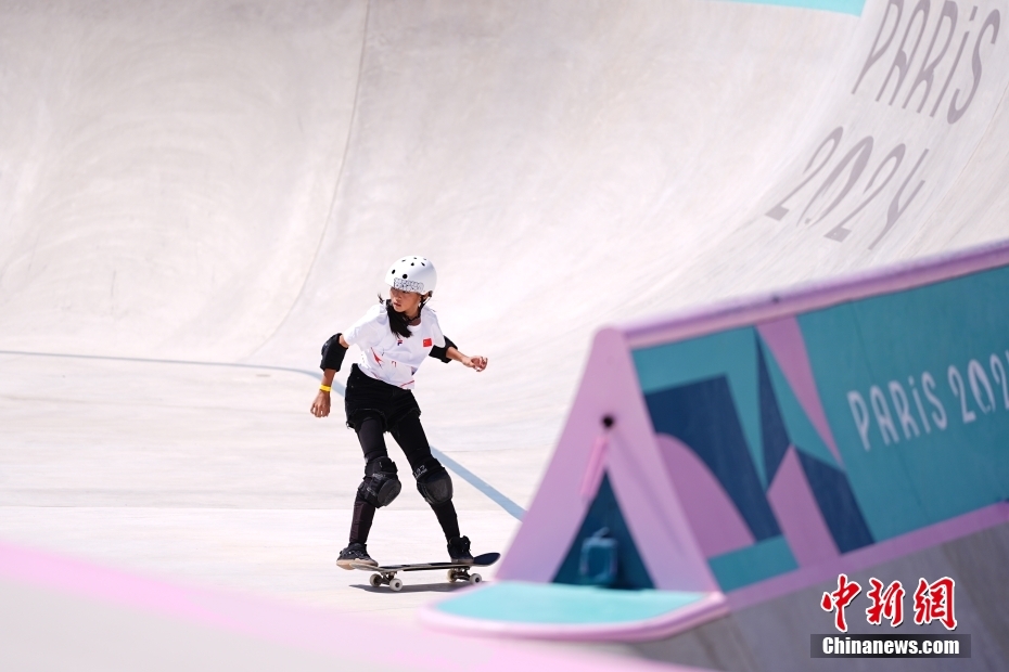 中國代表団最年少！ 11歳の女子選手がスケボー予選に登場　パリ五輪
