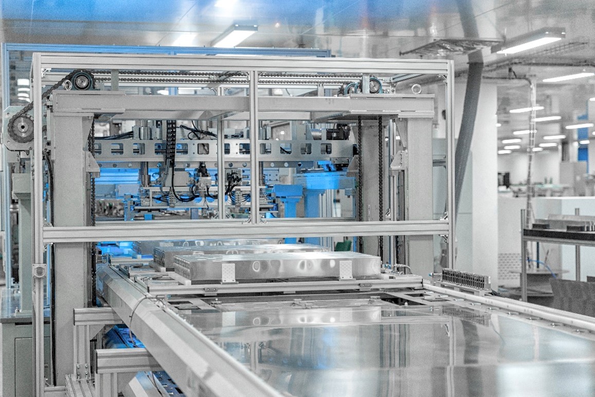 比亜迪（BYD）のブレードバッテリーの生産ライン（寫真提供?取材対象者）。