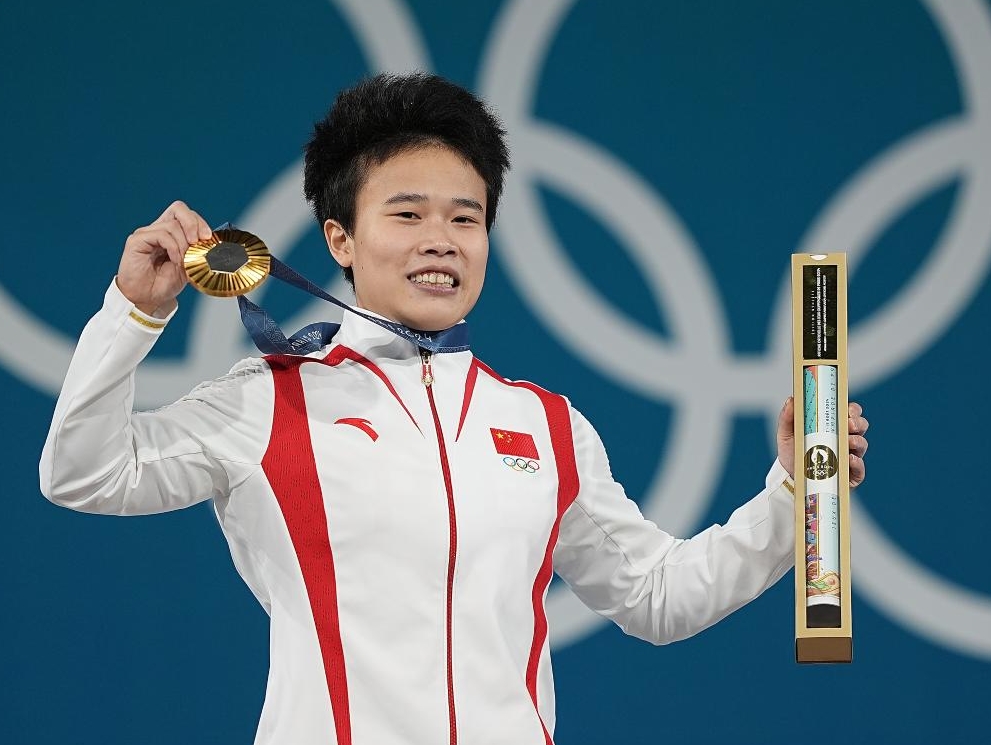 ウエイトリフティング女子49キロ級で中國の侯志慧選手が逆転優(yōu)勝　パリ五輪