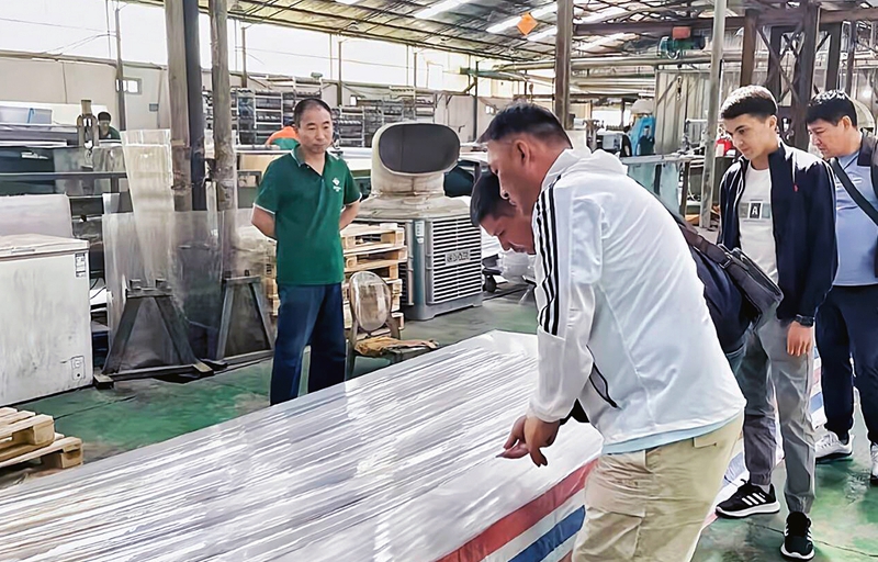 寫(xiě)真提供?取材対象者