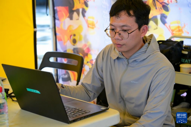 【新職業(yè)】活躍の場(chǎng)を「地上」から「空」へと移したデリバリー配達(dá)員