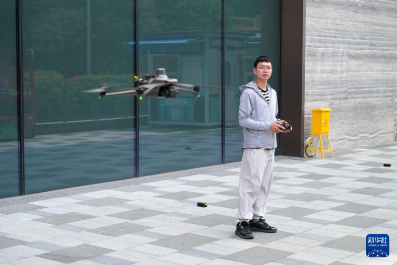 【新職業(yè)】活躍の場(chǎng)を「地上」から「空」へと移したデリバリー配達(dá)員