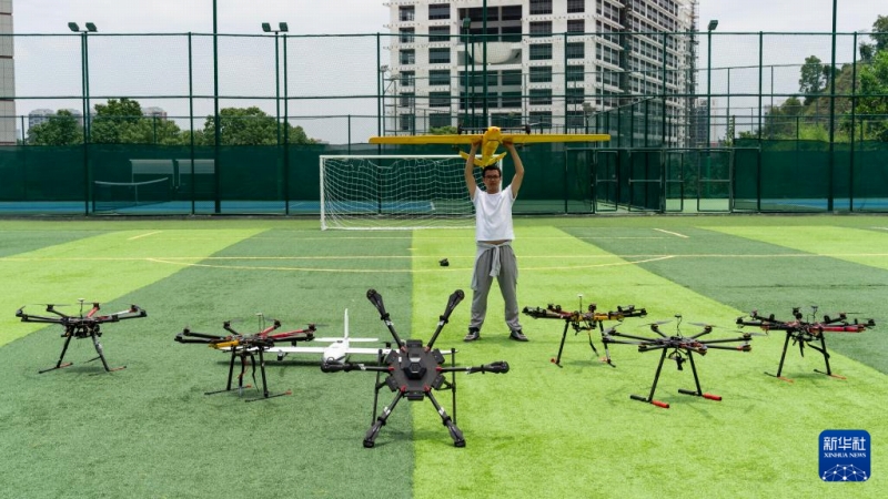 【新職業(yè)】活躍の場を「地上」から「空」へと移したデリバリー配達(dá)員