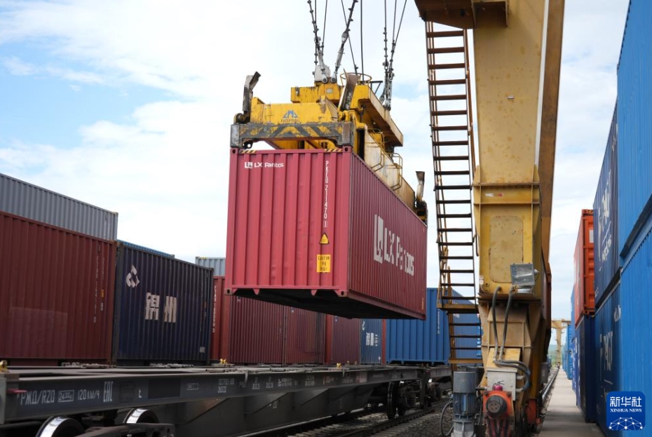 「中歐班列」東ルートの運行本數(shù)が3萬本突破