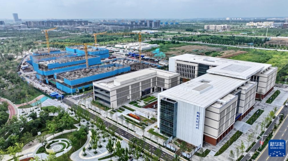 順調(diào)に建設(shè)が進む雄安科學(xué)イノベーションセンター　河北省