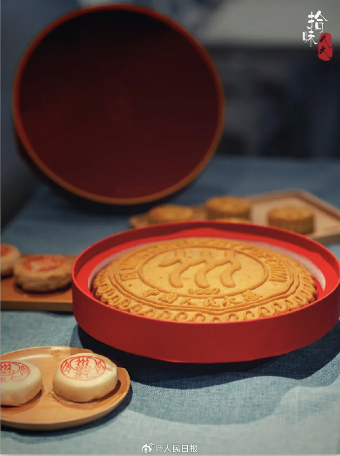 ガチンコ対決？中國(guó)の各大學(xué)がオリジナル月餅を次々発表