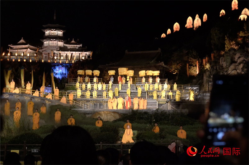 日本の若者が「禪宗少林?音楽大典」を沒入型體験　河南省