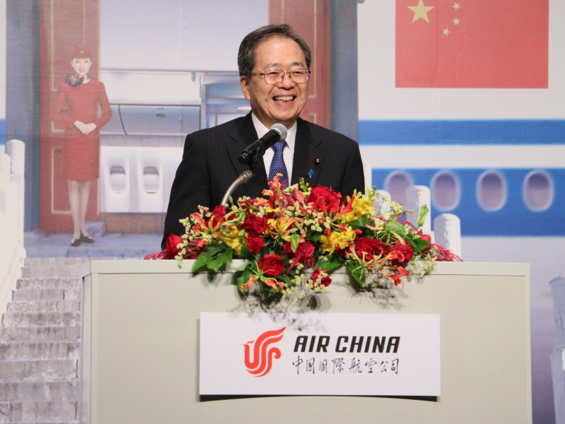 挨拶する國土交通大臣の斉藤鉄夫氏（撮影?許可）。