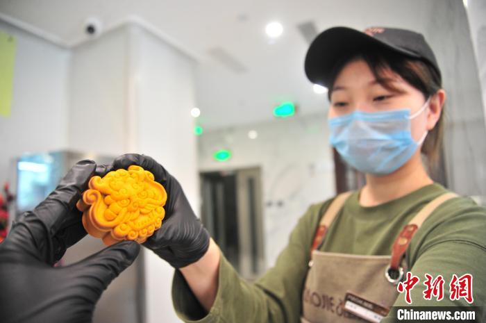 ユニークなデザインの月餅が市民に人気　吉林省長(zhǎng)春