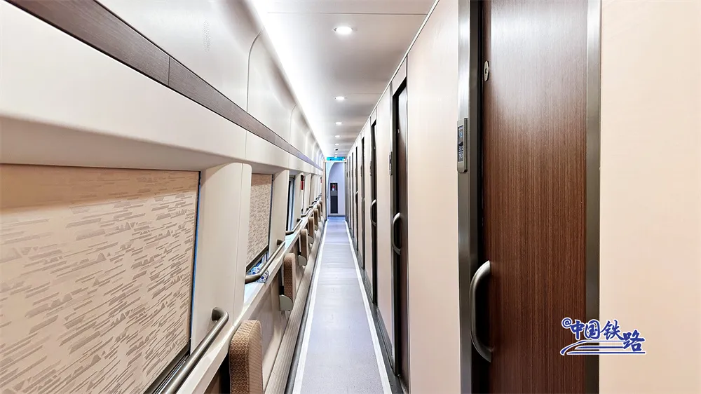 スマート寢臺高速列車「復(fù)興號」が北京-香港間と上海-香港間で10月1日より運(yùn)行開始