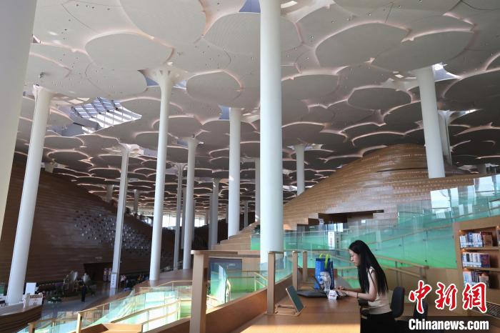 北京城市図書館が「IFLA2024年度公共図書館大賞」を受賞　中國初