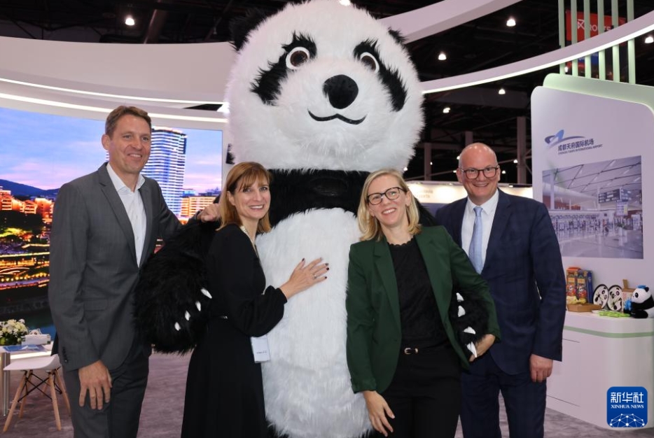 中國(guó)の空港運(yùn)営各社が世界路線発展大會(huì)に參加　バーレーン