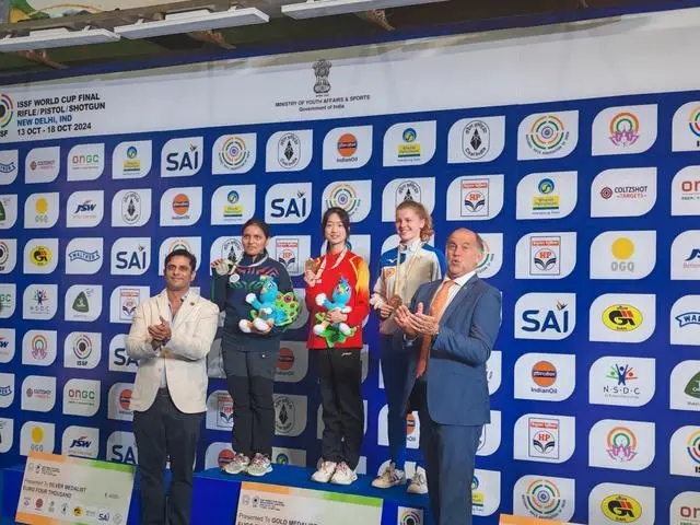 射撃W杯で中國の黃雨婷選手が世界新記録で優(yōu)勝