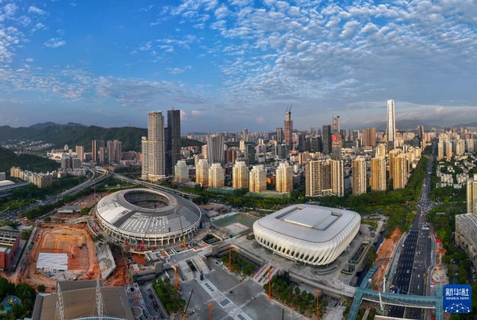 改修工事進(jìn)む第15回全國(guó)運(yùn)動(dòng)會(huì)のメイン會(huì)場(chǎng)「深セン市體育中心」　広東省深セン