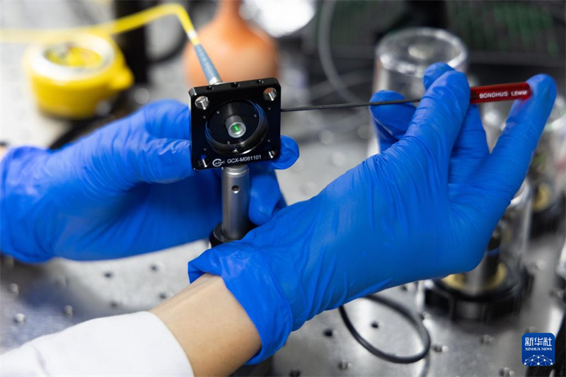 総合的極限條件実験裝置を訪ねて