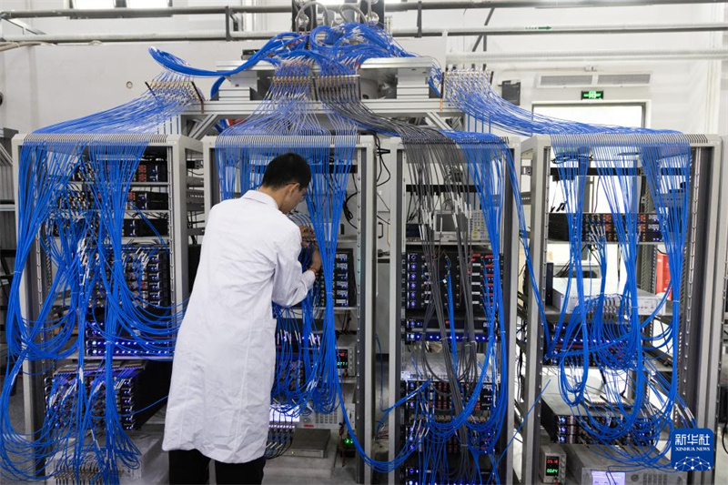 総合的極限條件実験裝置を訪ねて