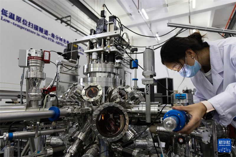 総合的極限條件実験裝置を訪ねて