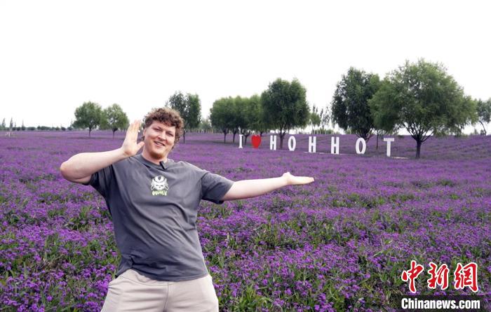 ローガンさん（撮影?崔博群）。