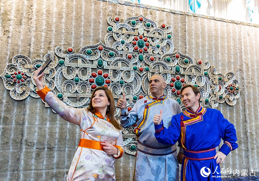 「一帯一路」青年友好交流イベントが呼和浩特で開催