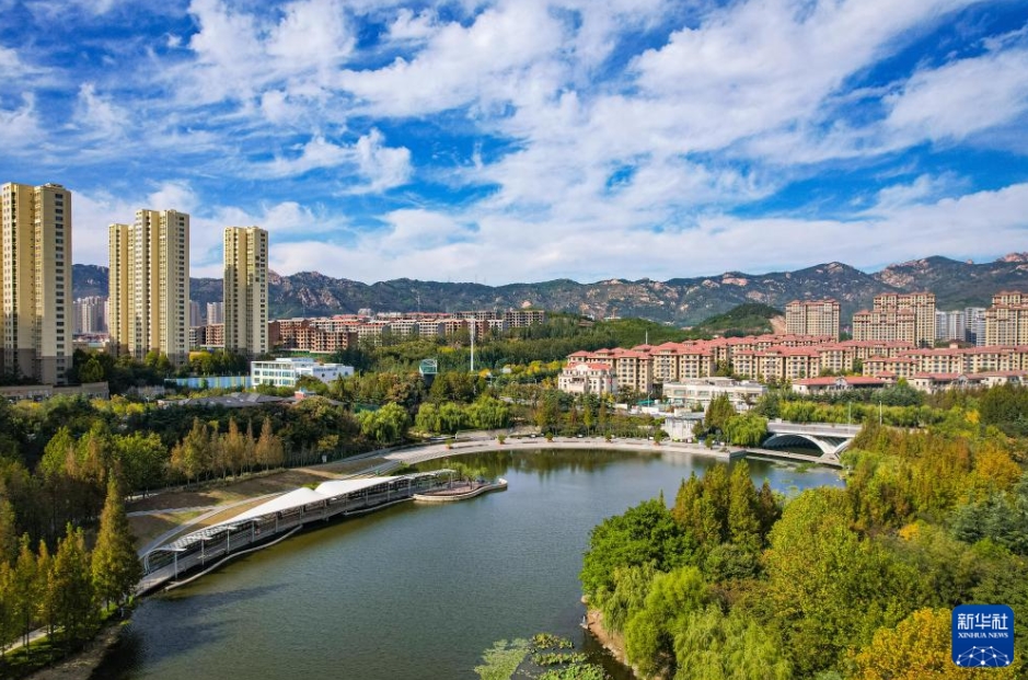 中國各地で息を呑むような秋の絶景広がる