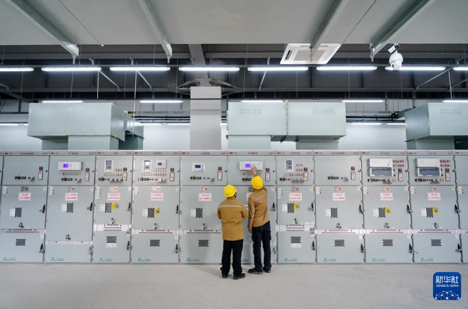 雄安新區(qū)スタートエリアで初の220キロボルト級変電所が稼働　河北省