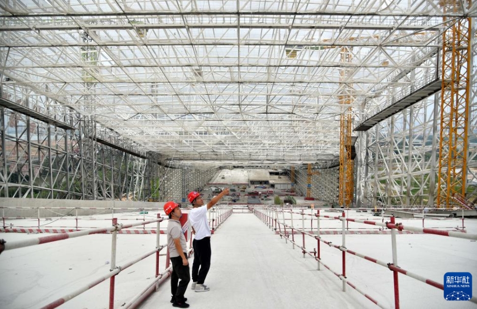 姿を現(xiàn)した巨大スキーリゾート　広東省深セン